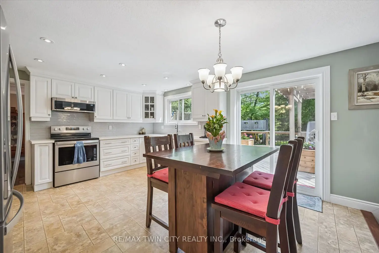 Additional image 7 of 70 Peachtree Crescent