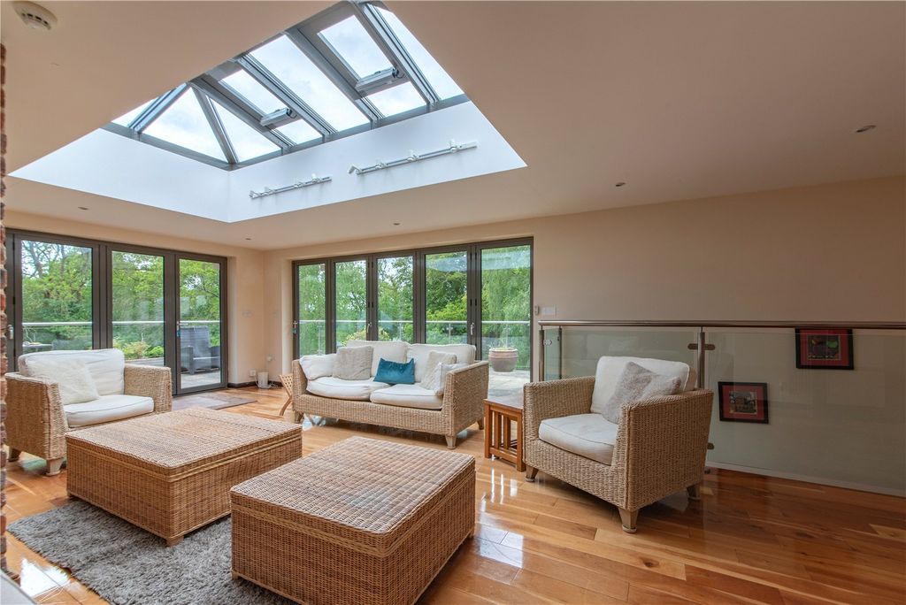 Additional image 5 of 5 bed detached house for saleSnelsmore Common, Newbury, Berkshire RG14