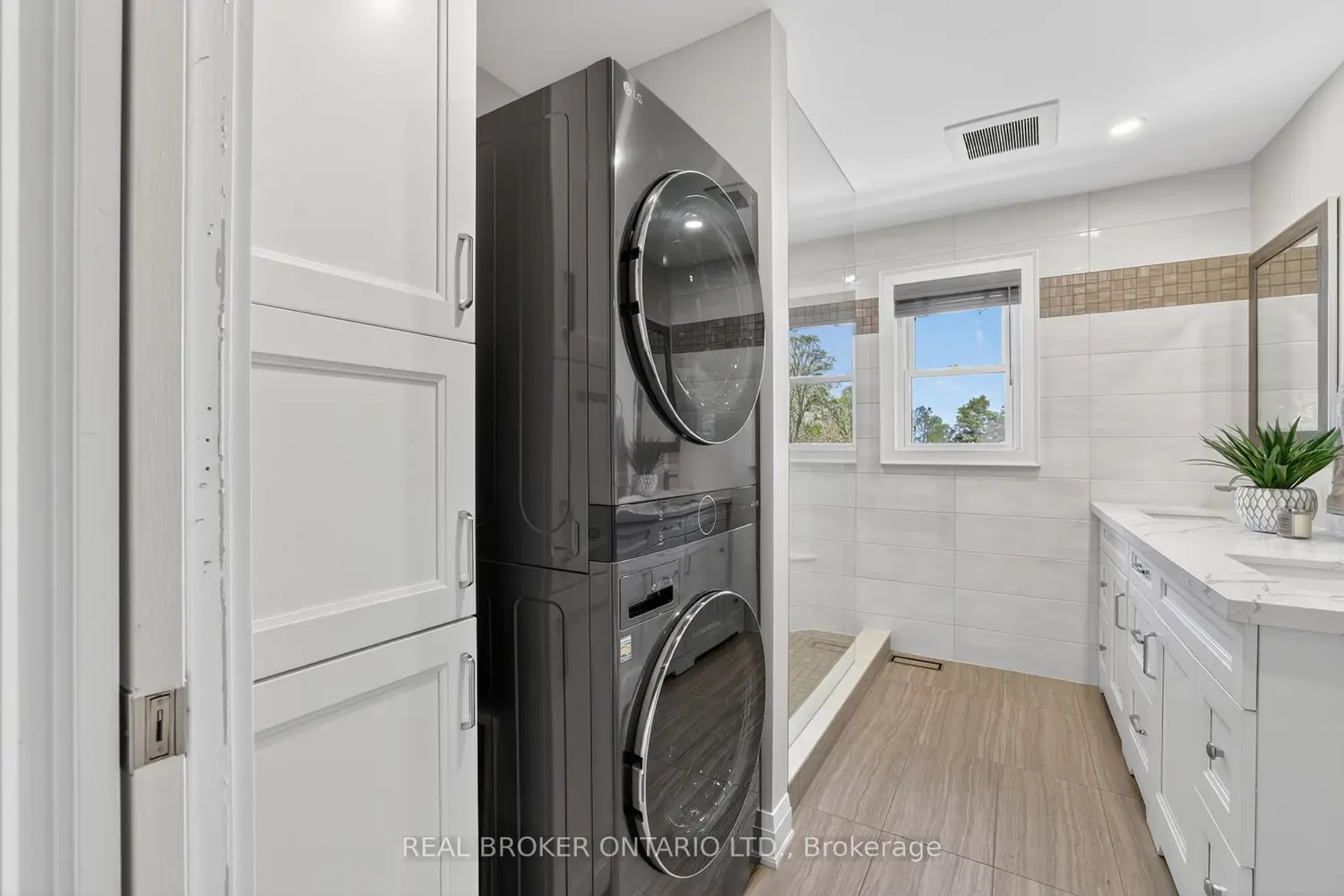 Additional image 8 of 22213 Catering Road
