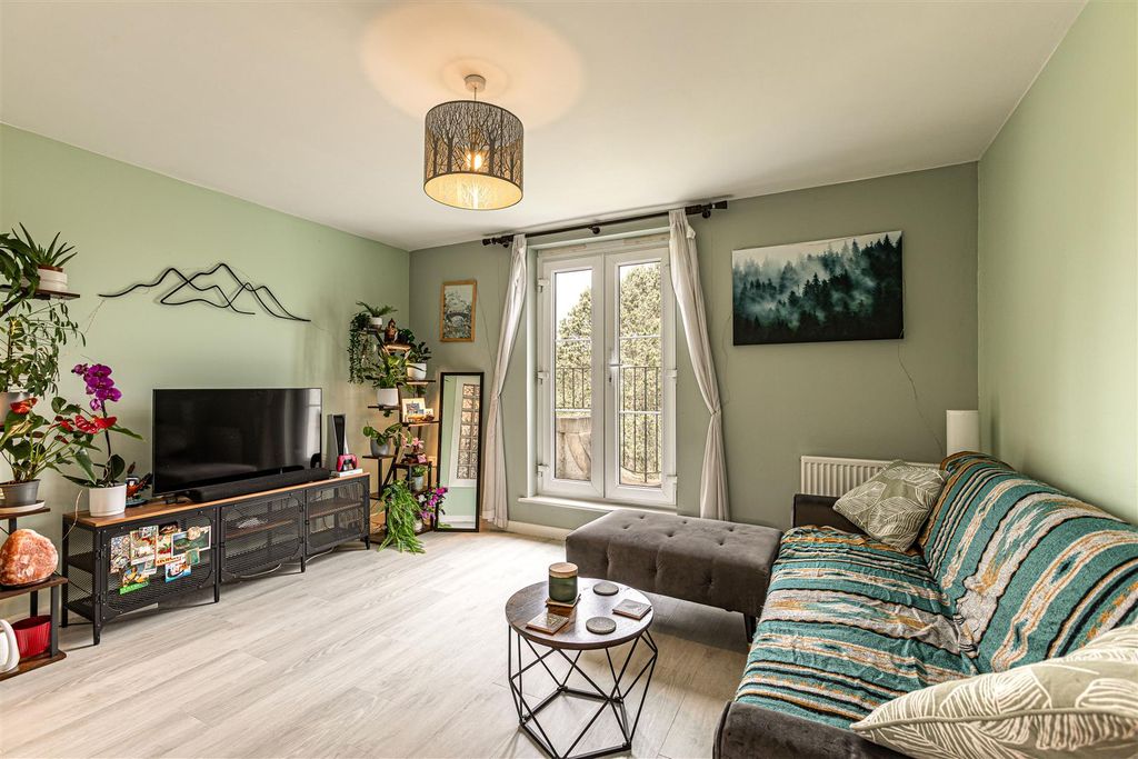 Additional image 2 of 2 bed flat for sale6/8 Weavers Linn, Tweedbank, Galashiels TD1