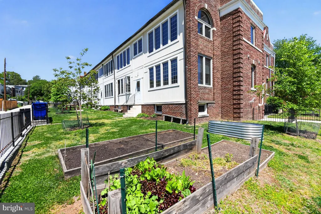 Additional image 19 of 4004 8th Street NE Unit 4, Washington, DC 20017