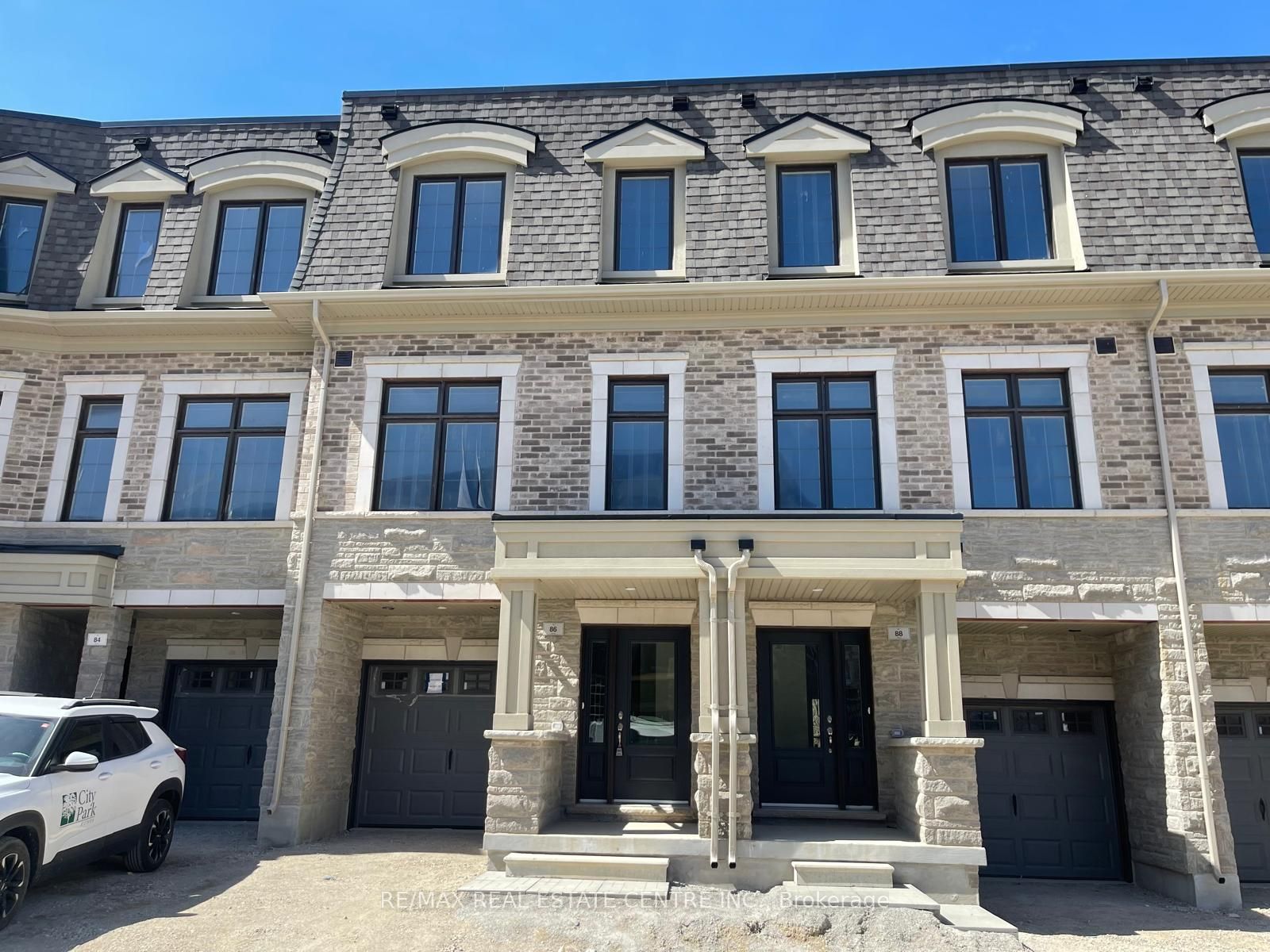86 Salina Street, Mississauga, ON, L5M 2S5