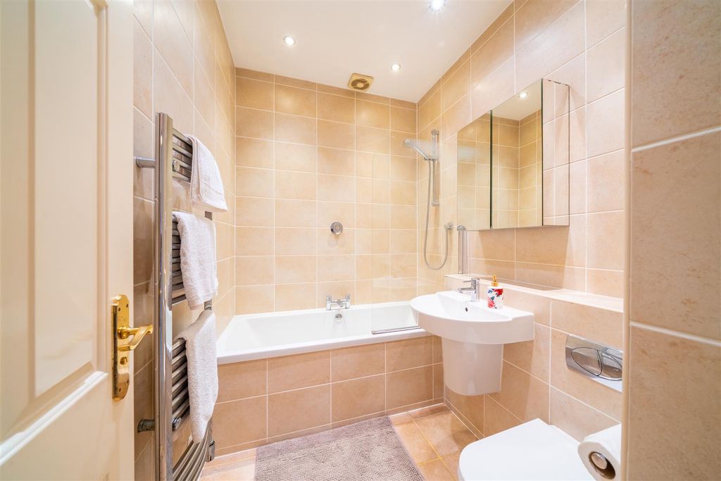 Additional image 9 of 2 bed flat for saleStandard Hill, Nottingham NG1