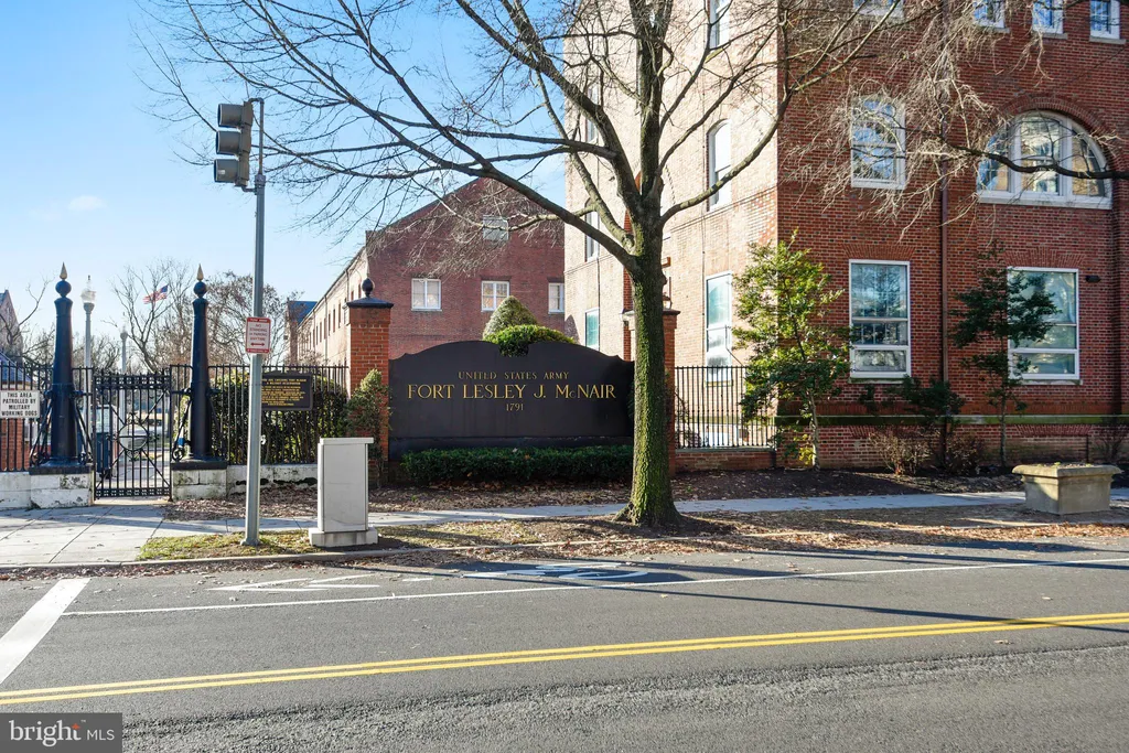 Additional image 46 of 449 New Jersey Avenue SE Unit B, Washington, DC 20003