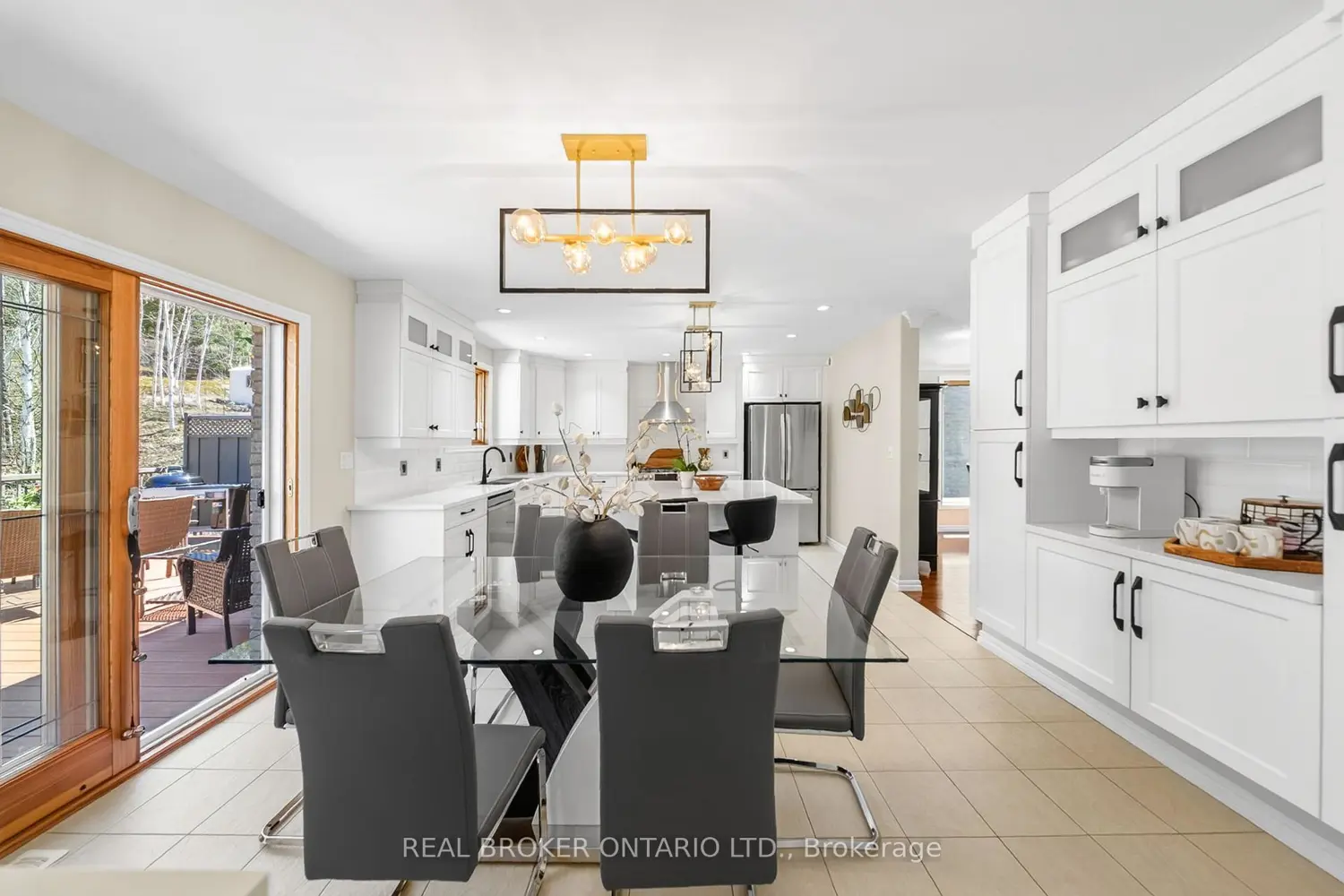 Additional image 9 of 32 Platinum Place