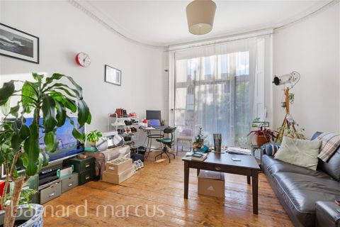 Park Hill, London SW4