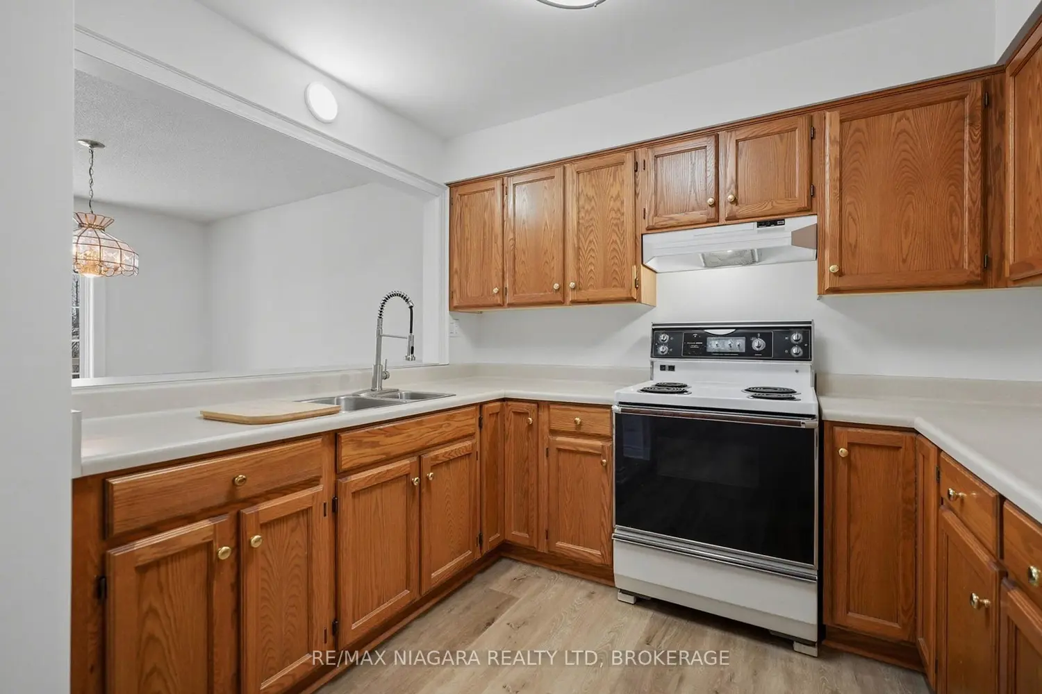 Additional image 6 of 250 Linwell Road 202