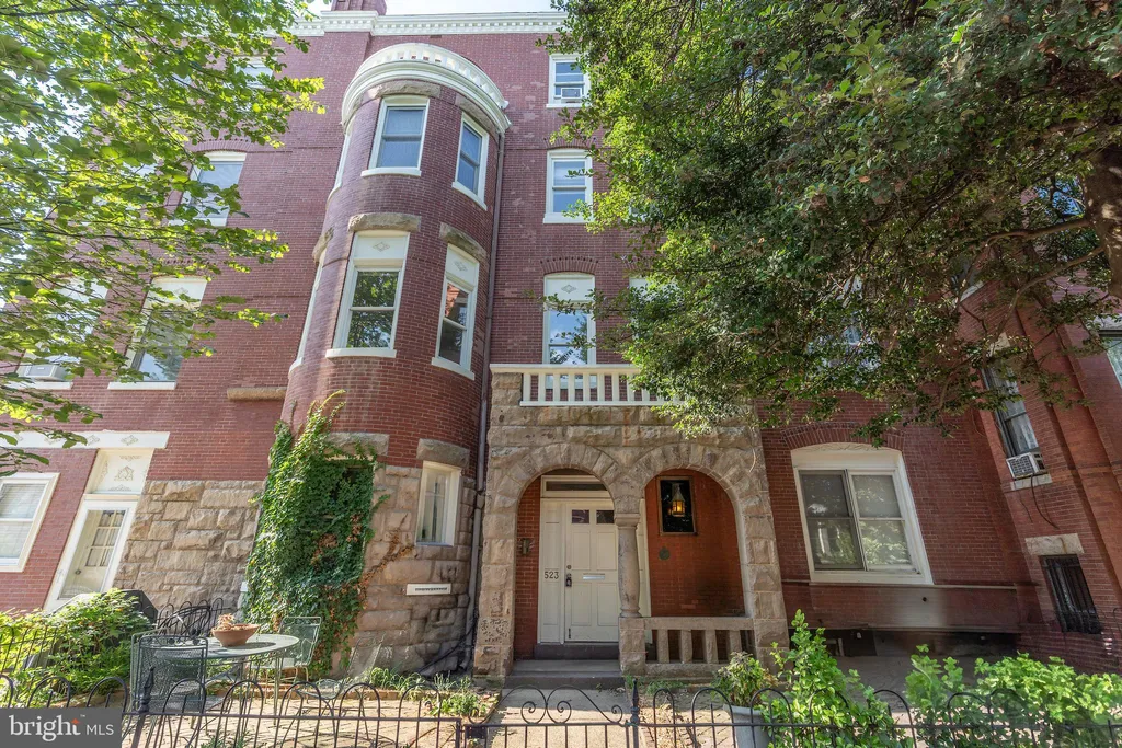 523 Constitution Avenue NE Unit 3, Washington, DC 20002