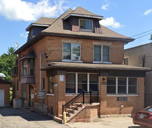 7-947 Main Street E, Hamilton, ON, L8M 1M9