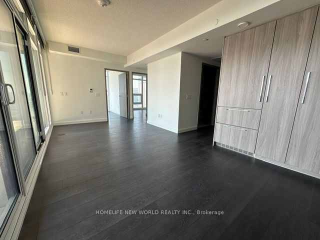 Additional image 4 of 5011-1 Concord Cityplace Way, Toronto, ON, M5V 0X3