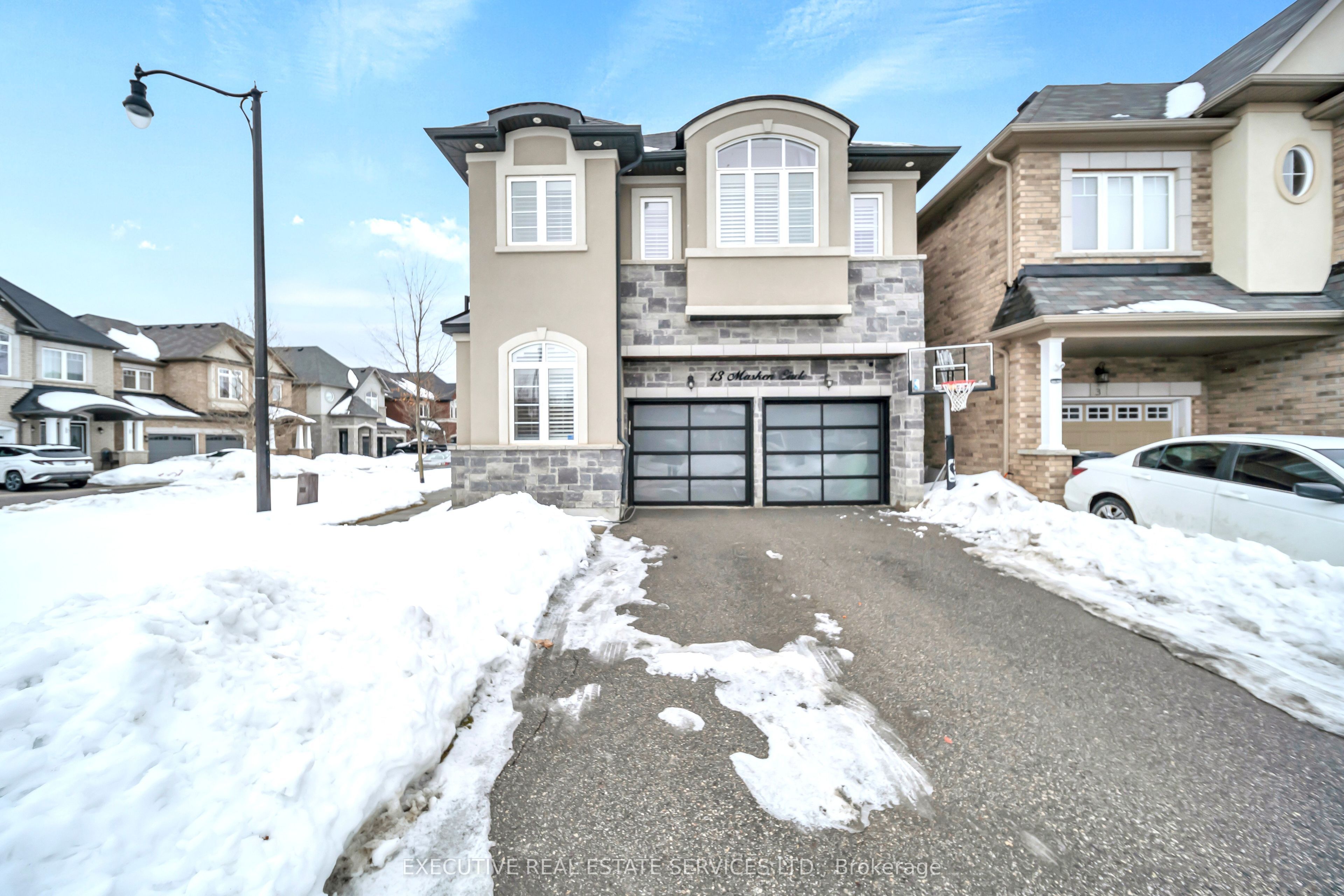 Additional image 3 of 13 Masken Circle, Brampton, ON, L7A 4J2