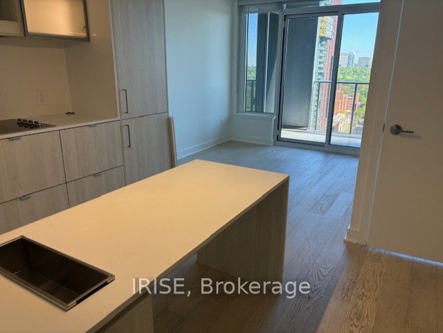 Additional image 4 of 1404-11 Yorkville Avenue, Toronto, ON, M4W 1L2