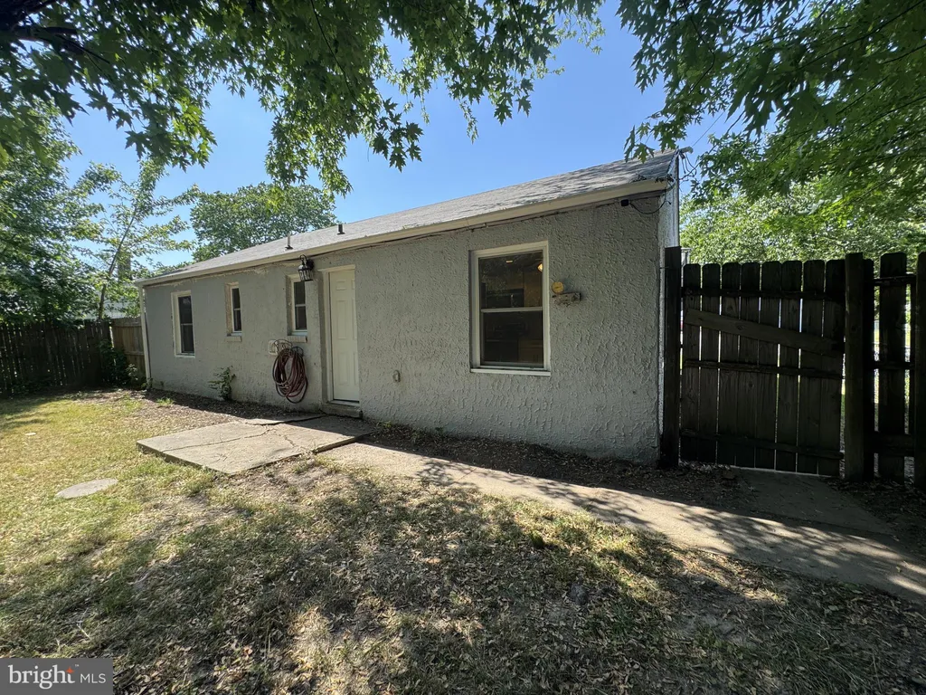 Additional image 31 of 422 Howell Drive, New Castle, DE 19720