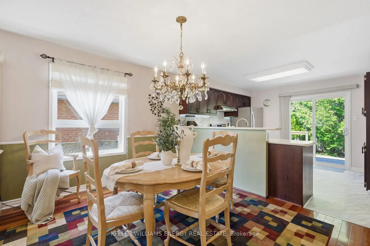 Additional image 4 of 1075 Ridgemount Boulevard
