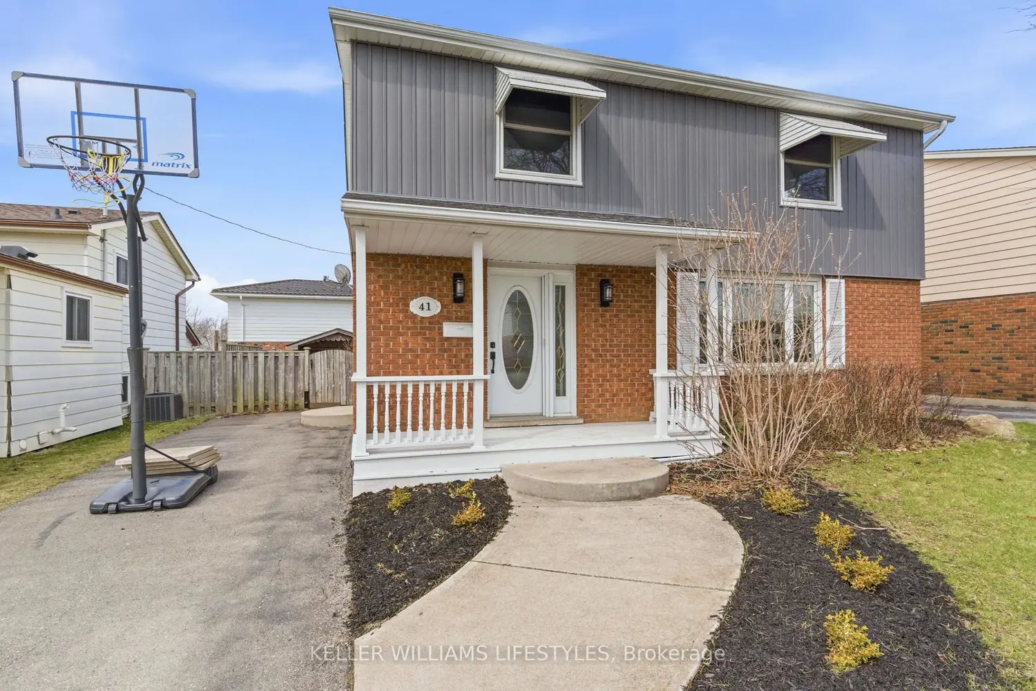 41 Dyer Street photo 2
