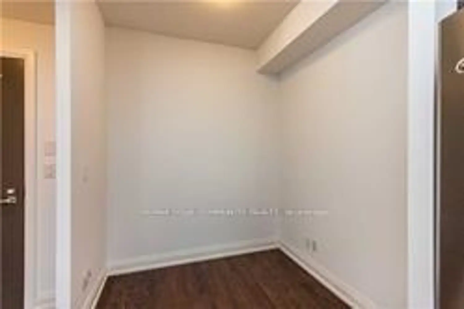 Additional image 12 of 7161 Yonge Street 1133