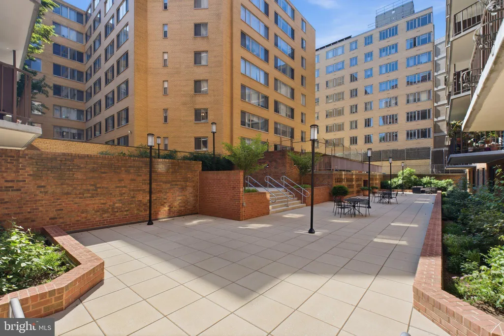 1718 P Street NW Unit 809, Washington, DC 20036