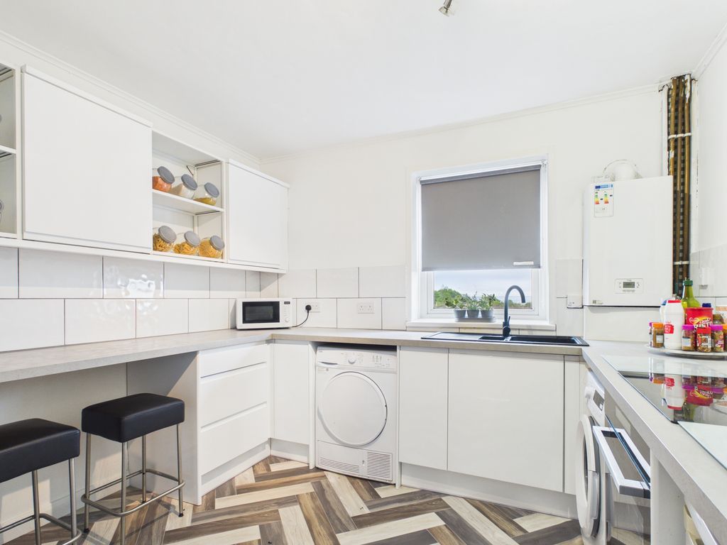 Additional image 13 of 3 bed flat for saleLennox Drive, Clydebank G81