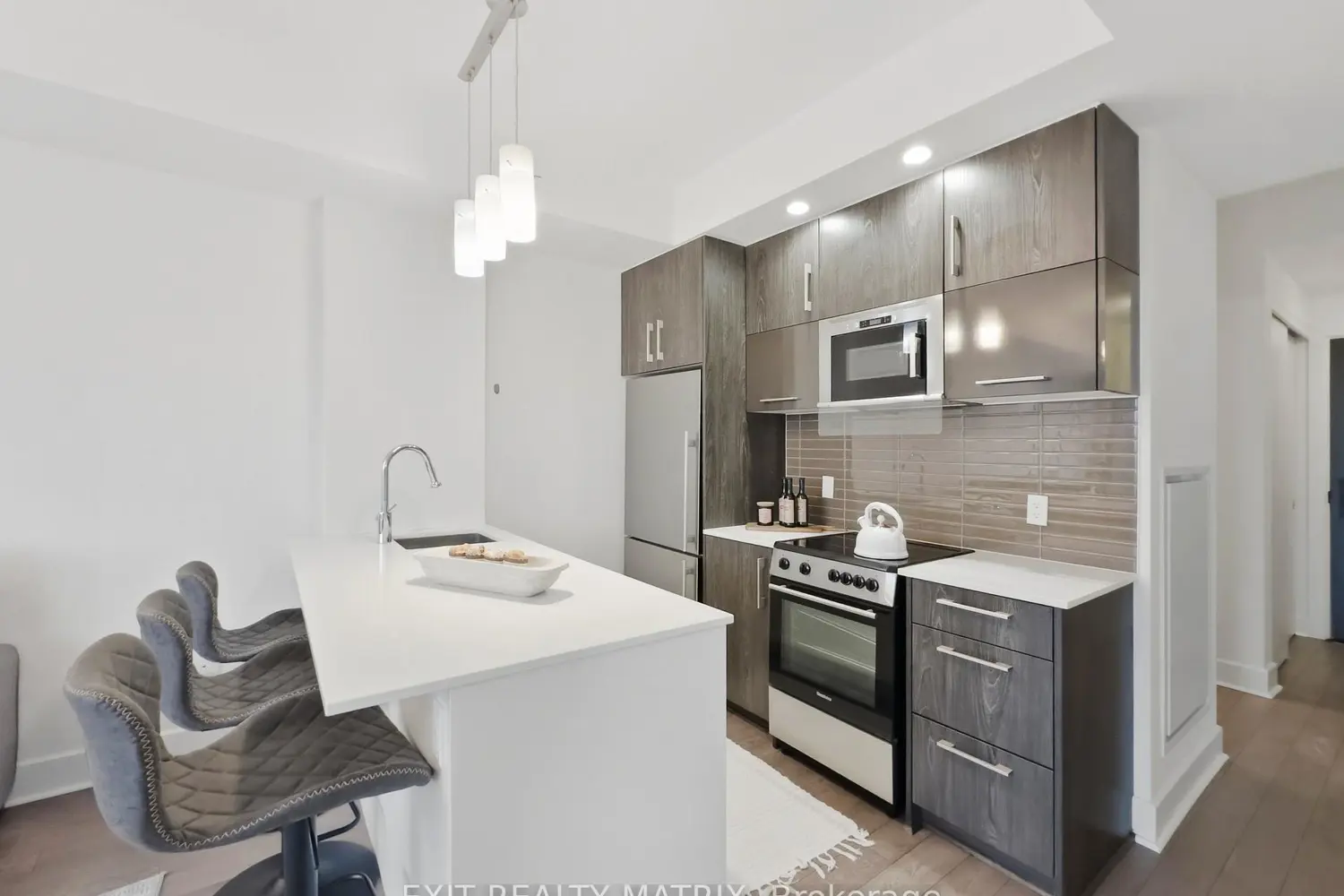 Additional image 6 of 255 Bay Street 513