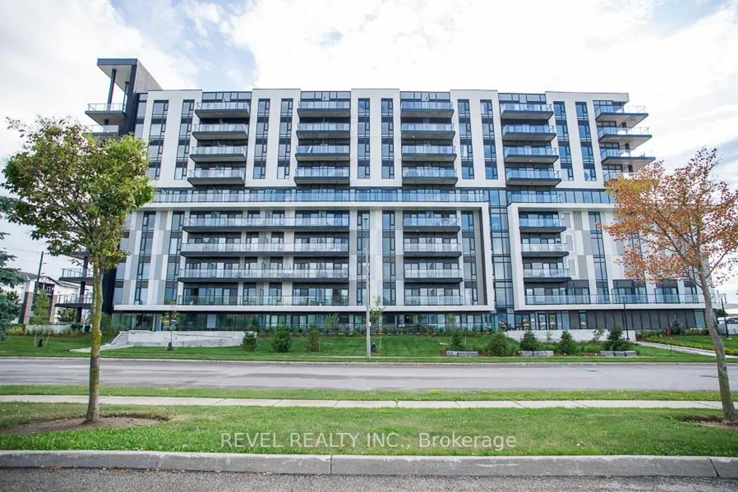 575 Conklin Road 819