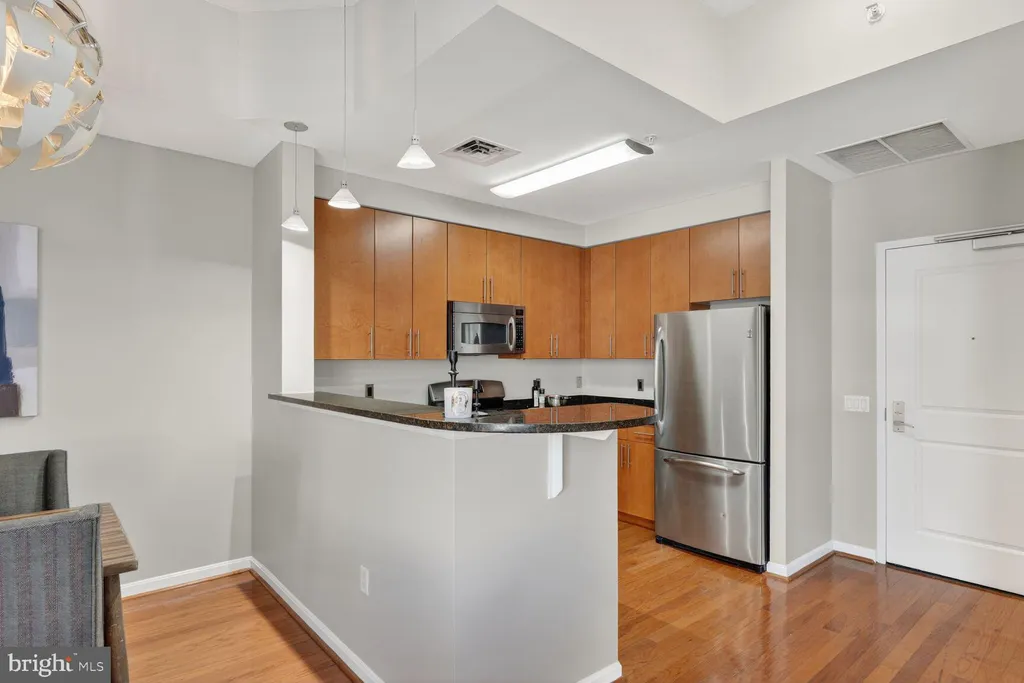 Additional image 5 of 1390 Kenyon Street NW Unit 813, Washington, DC 20010