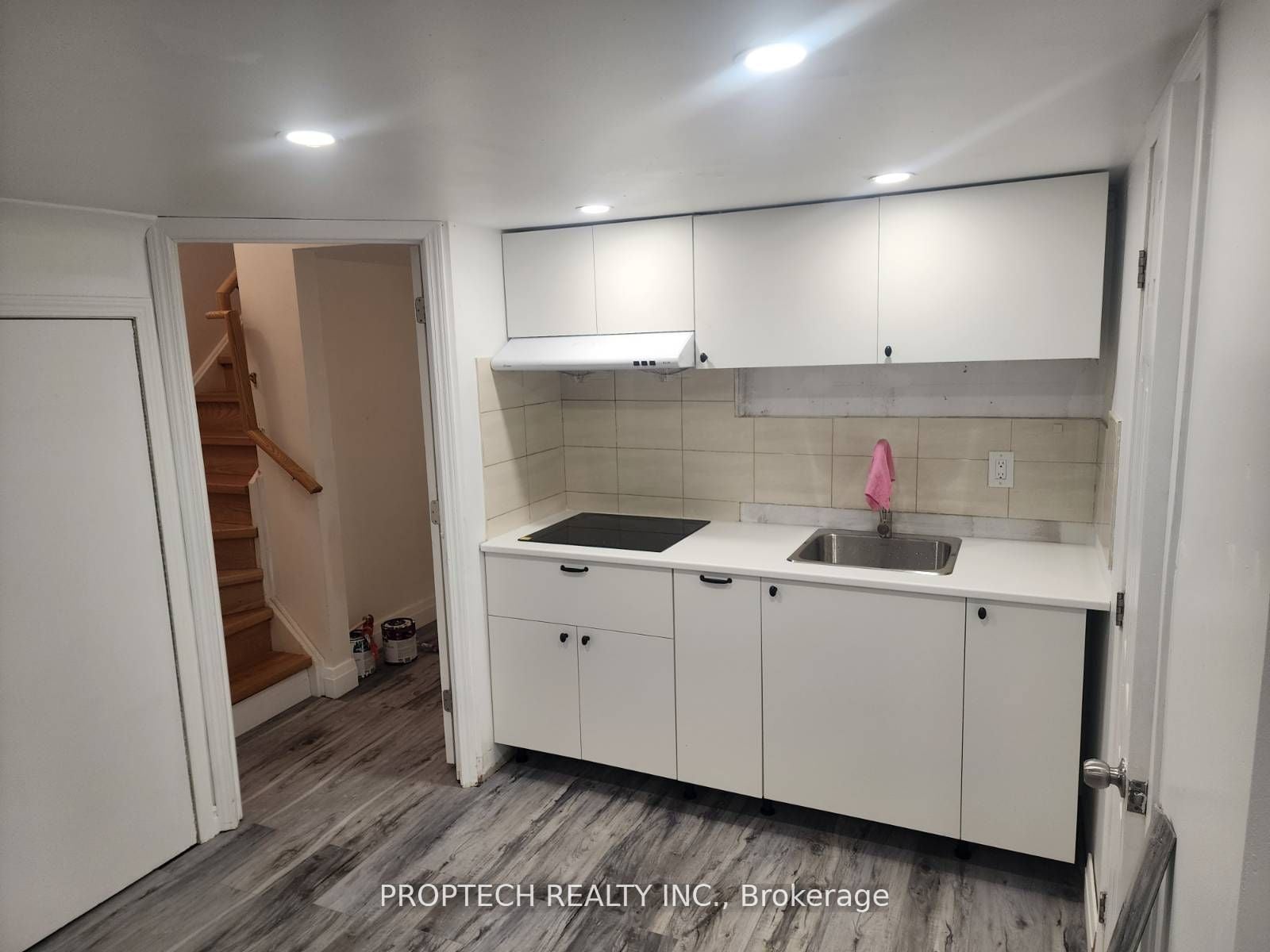 Additional image 4 of Basement-733 John Cole Court, Newmarket, ON, L3Y 5V7
