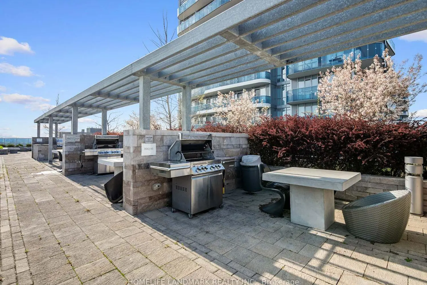 Additional image 4 of 9471 Yonge Street 745
