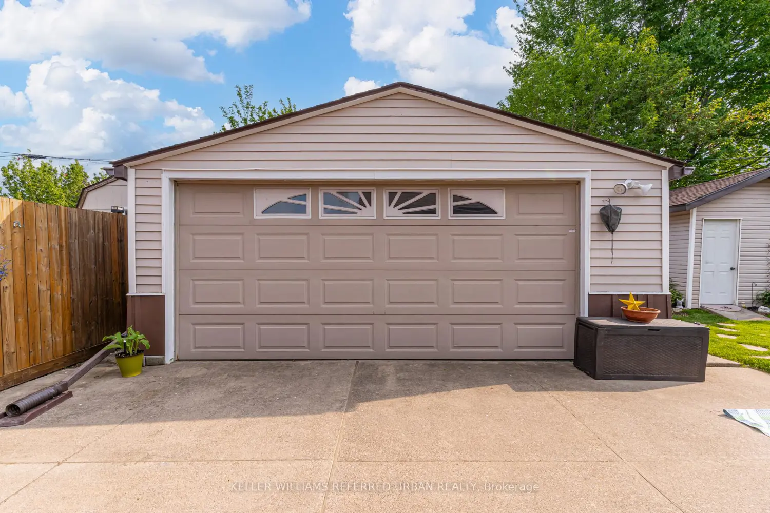 Additional image 15 of 98 Duncombe Drive