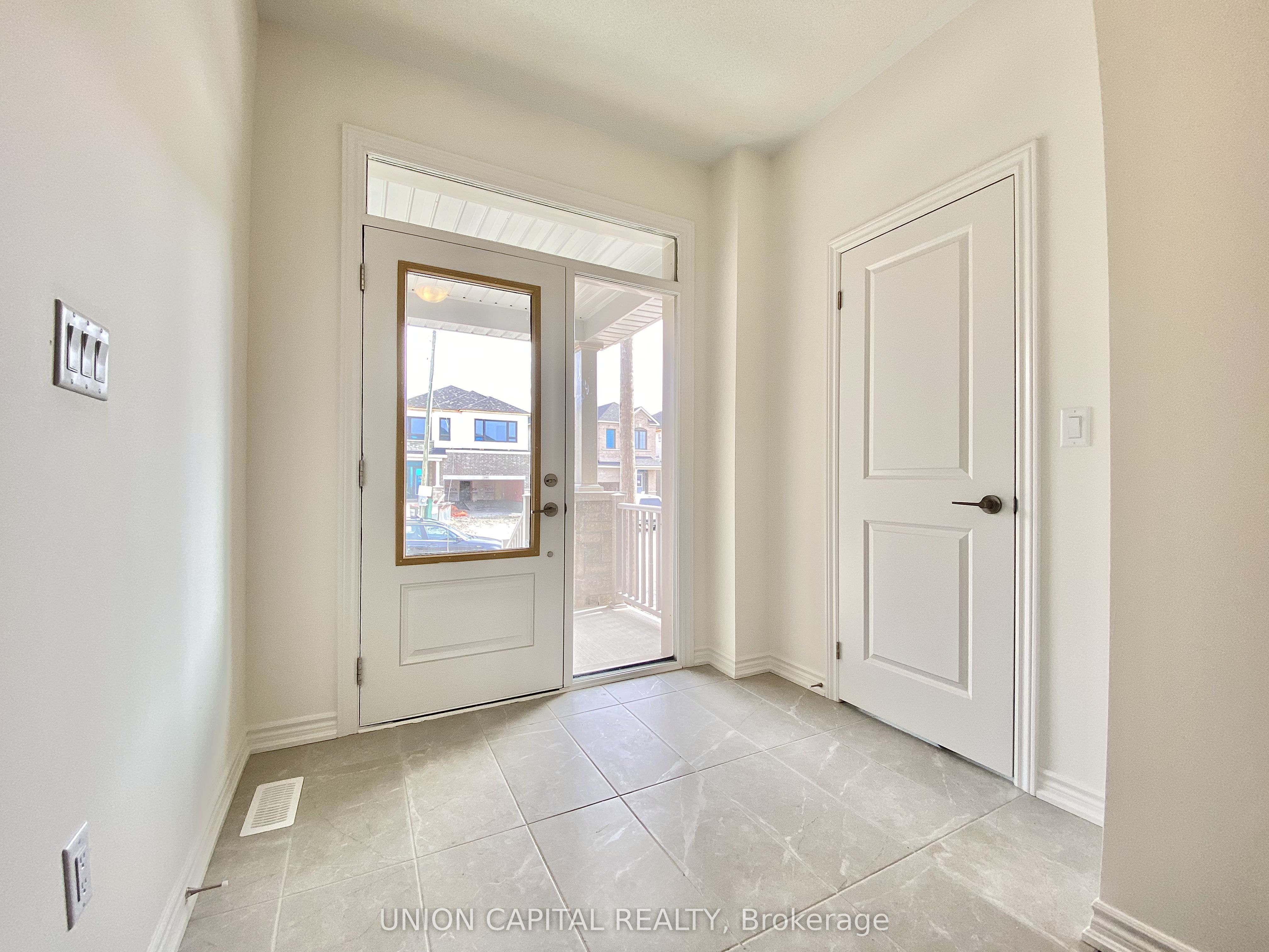 Additional image 3 of 113 Shepherd Drive, Barrie, ON, L9J 0R1