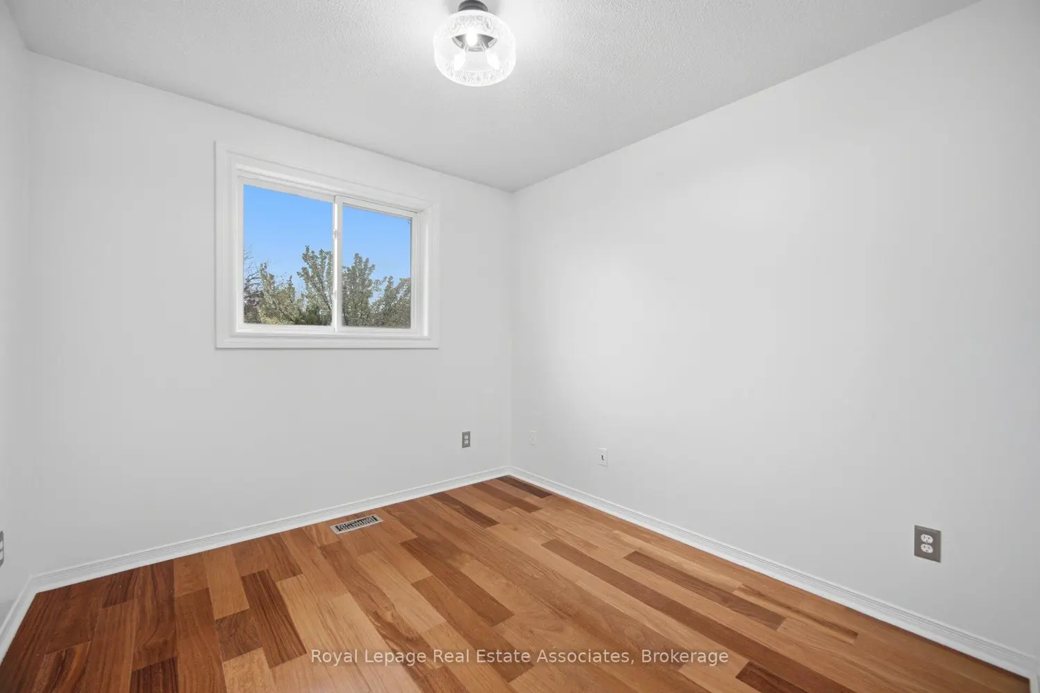 Additional image 15 of 4119 Continental Drive