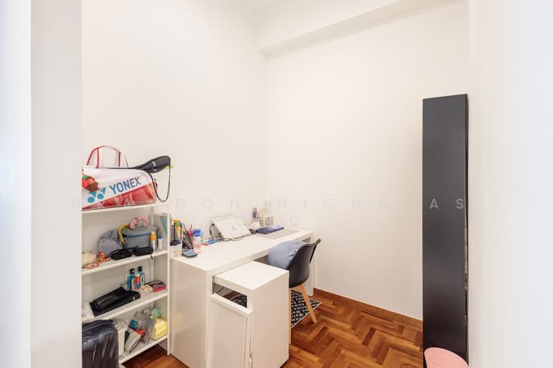 1 Tessensohn Road photo 4