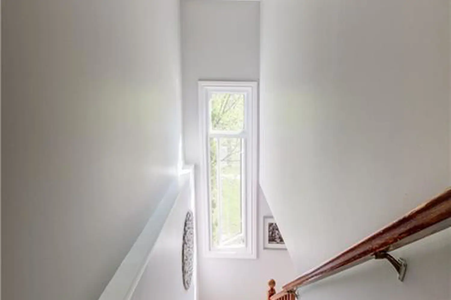 Additional image 9 of 35 Camrose Court