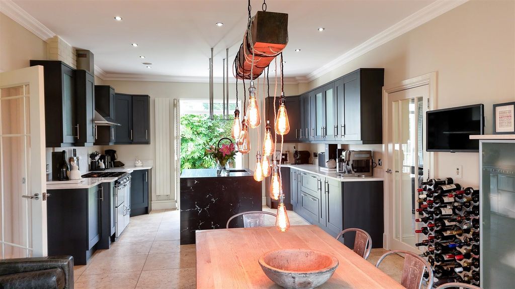 Additional image 16 of 5 bed property for saleSherborne Walk, Blackpill, Swansea SA3