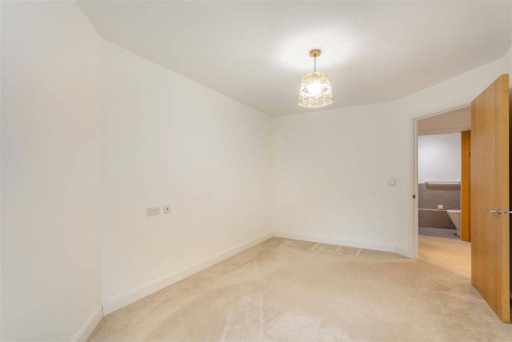 Additional image 39 of 2 bed flat for saleSaxon Gardens, Penn Street, Oakham, Rutland LE15