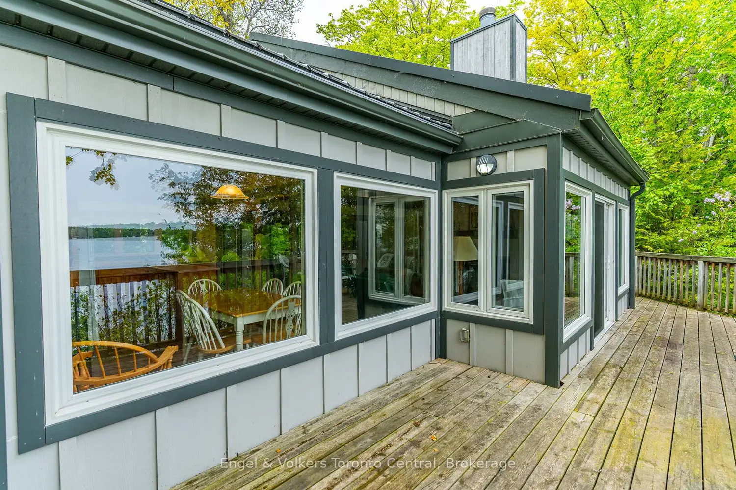 Additional image 13 of 14 Victoria Island