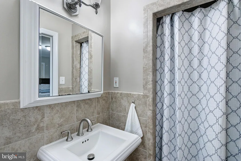 Additional image 15 of 2108 48th Street NW, Washington, DC 20007