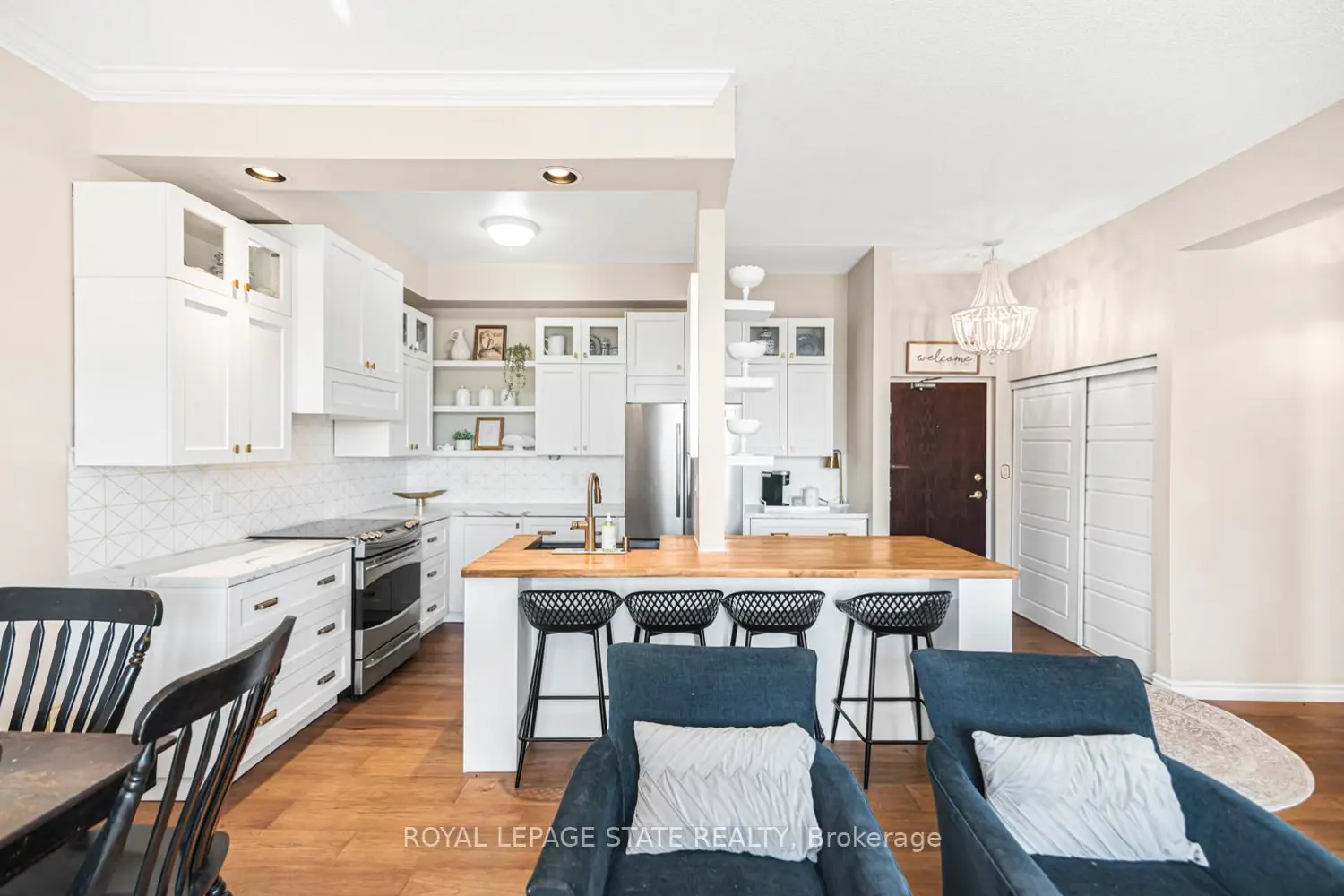Additional image 6 of 262 Dundas Street 311