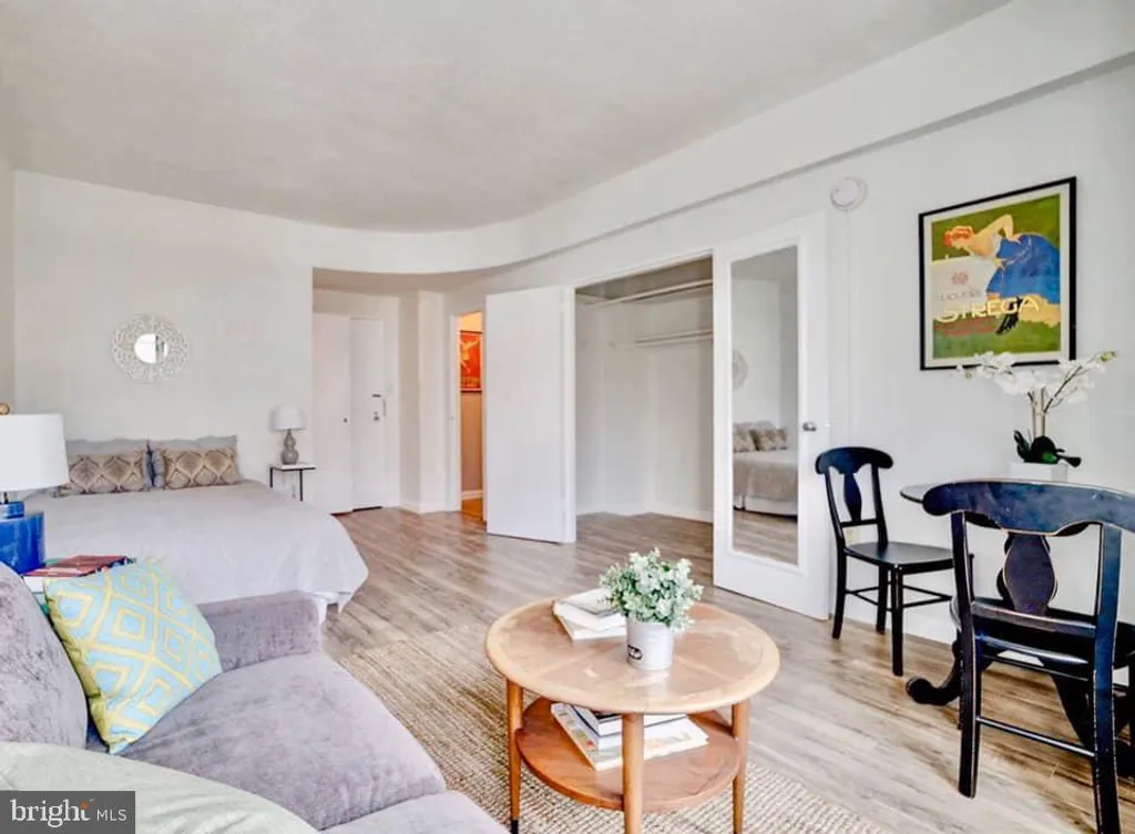 Additional image 15 of 1727 Massachusetts Avenue NW Unit 405, Washington, DC 20036