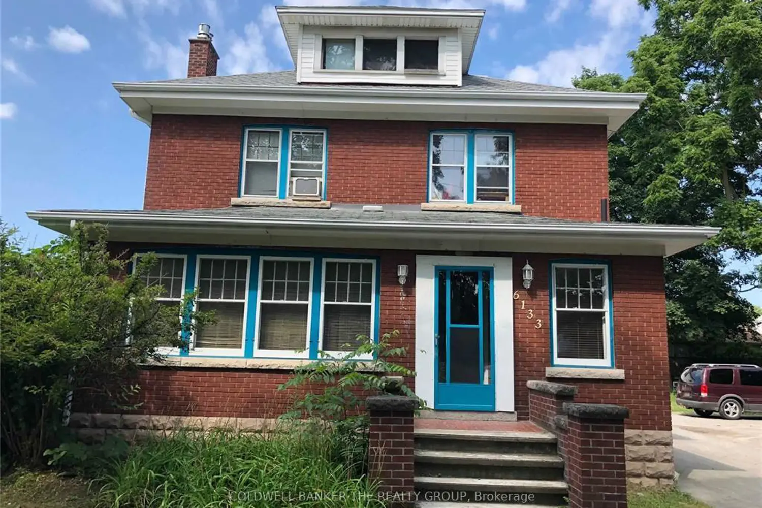 6133 Drummond Drive