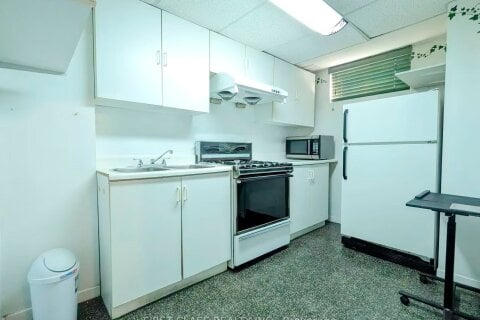 Additional image 8 of Bsmnt-1226 Kos Boulevard, Mississauga, ON, L5J 4L7