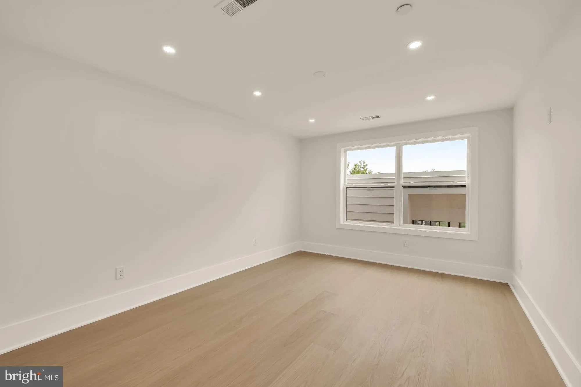 Additional image 58 of 5703 9th Street NW Unit 2, Washington, DC 20011