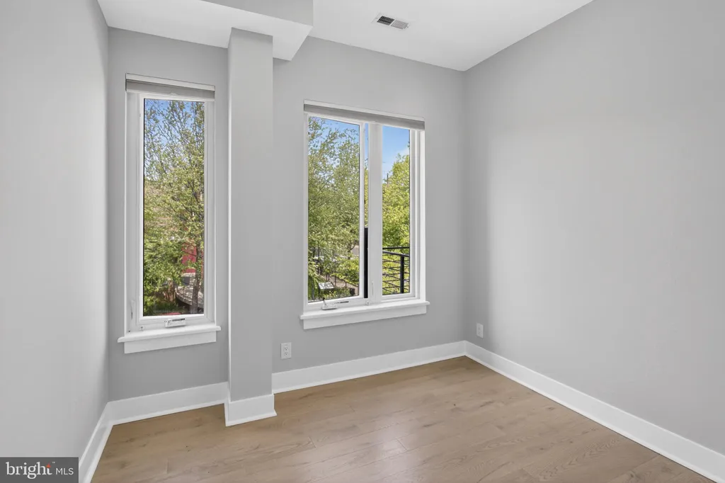 Additional image 10 of 3018 12th Street NE Unit 3, Washington, DC 20017