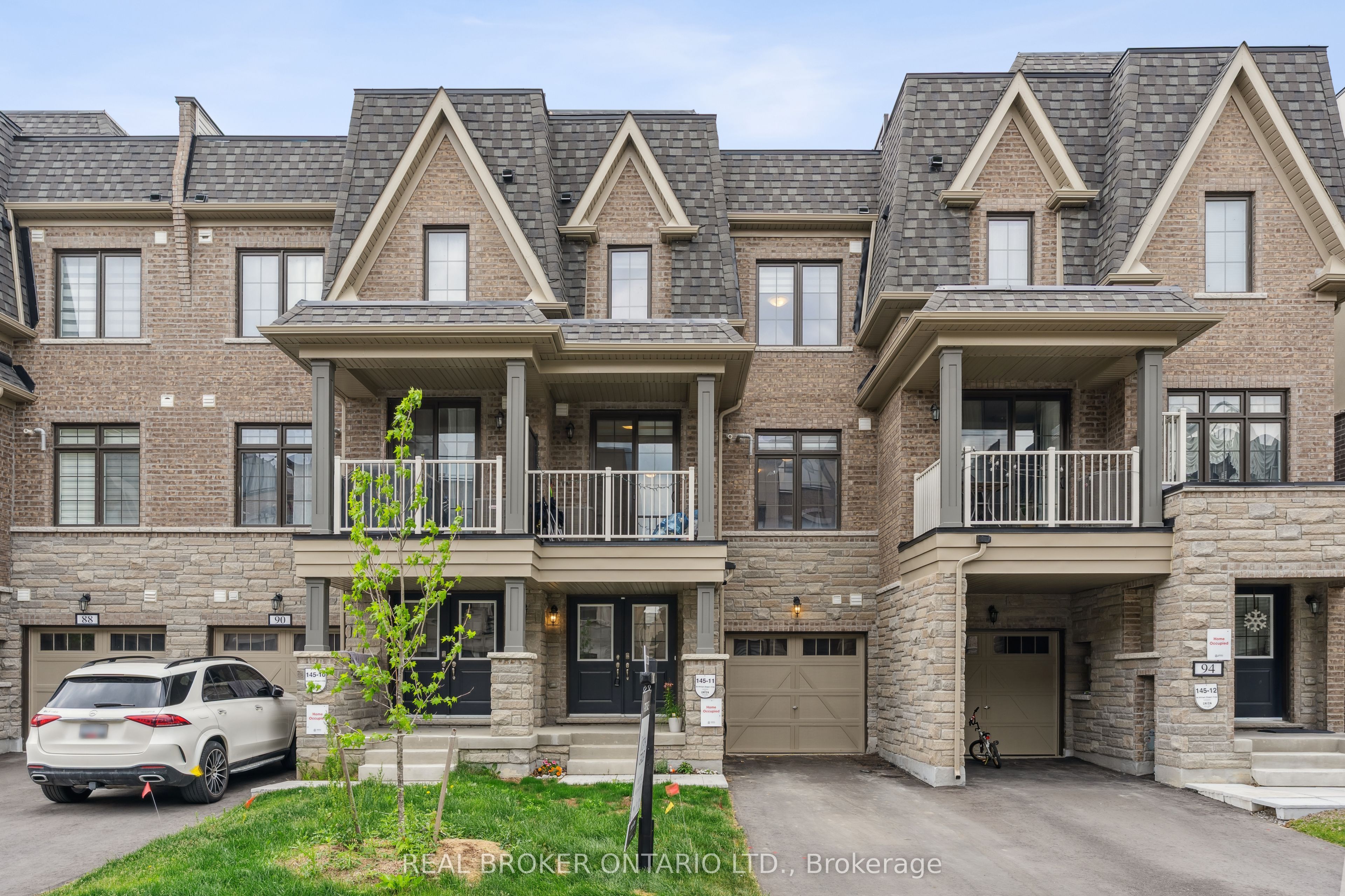 92 William Shearn Crescent, Markham, ON, L6C 3J4