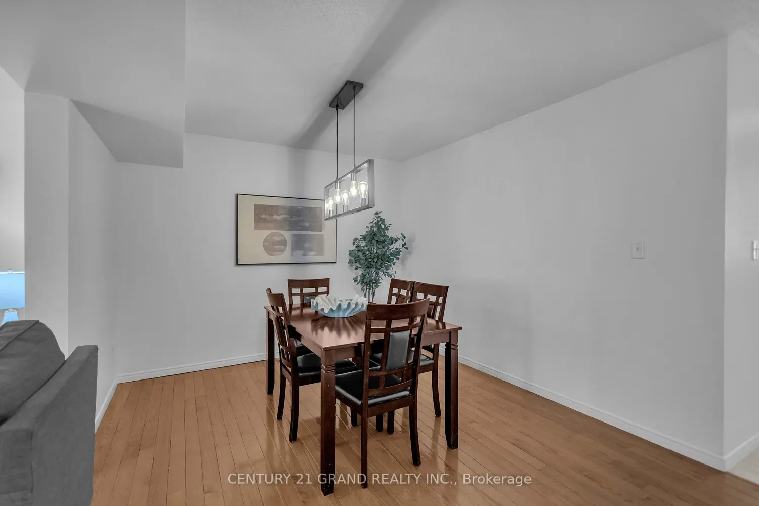 Additional image 6 of 52 Harris Avenue D