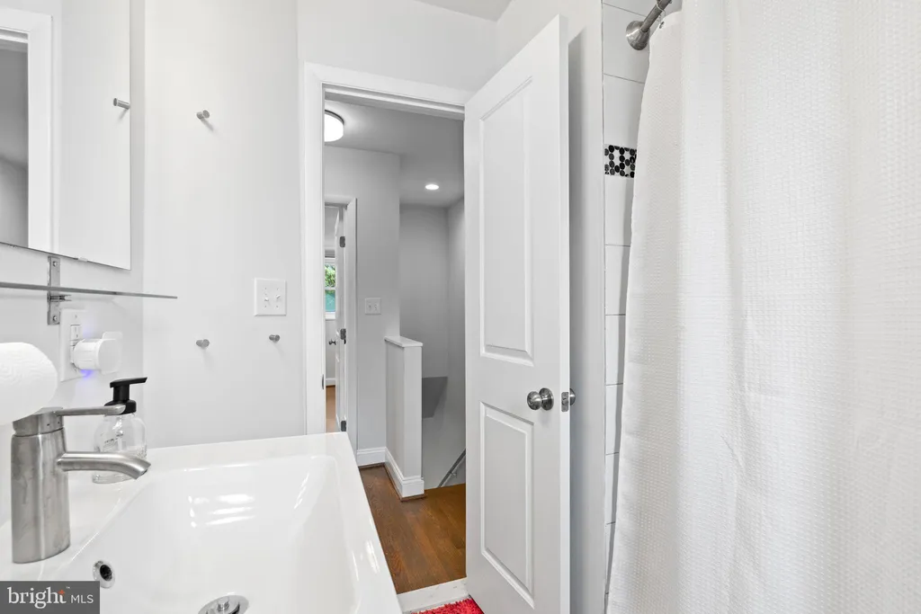Additional image 15 of 4207 Hildreth Street SE, Washington, DC 20019