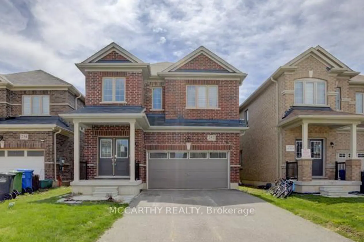 252 Ridley Crescent