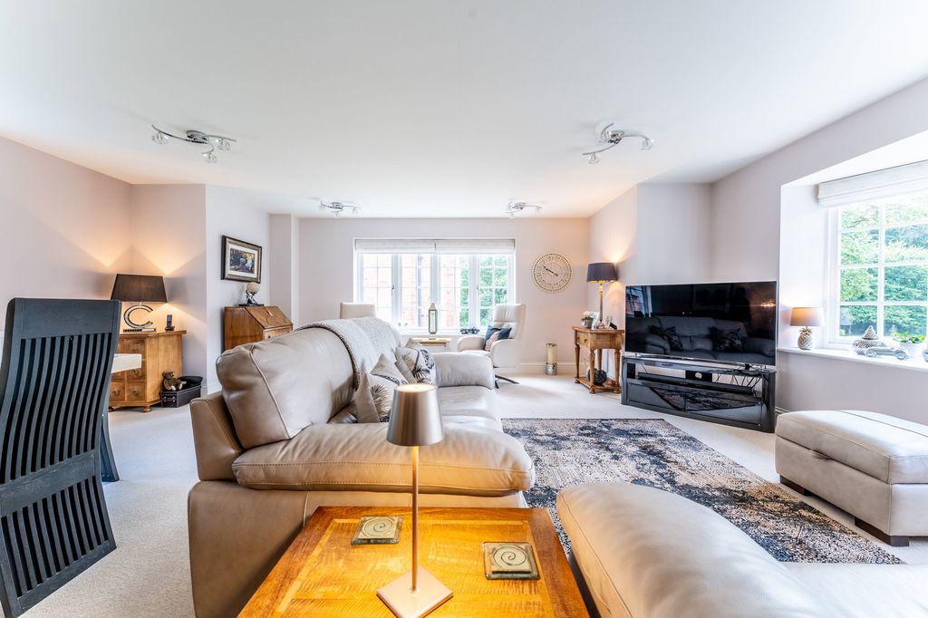 Additional image 6 of 2 bed flat for saleFowke Street, Rothley LE7