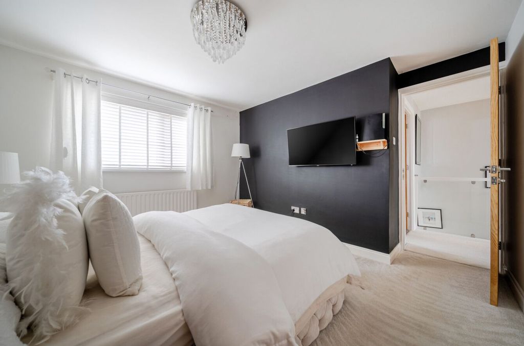 Additional image 12 of 3 bed semi-detached house for saleBrockmans Close, Minster, Ramsgate CT12