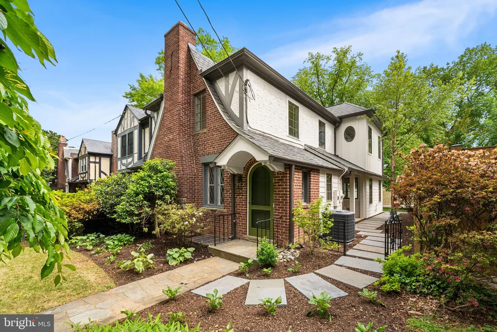 Additional image 3 of 3822 Van Ness Street NW, Washington, DC 20016