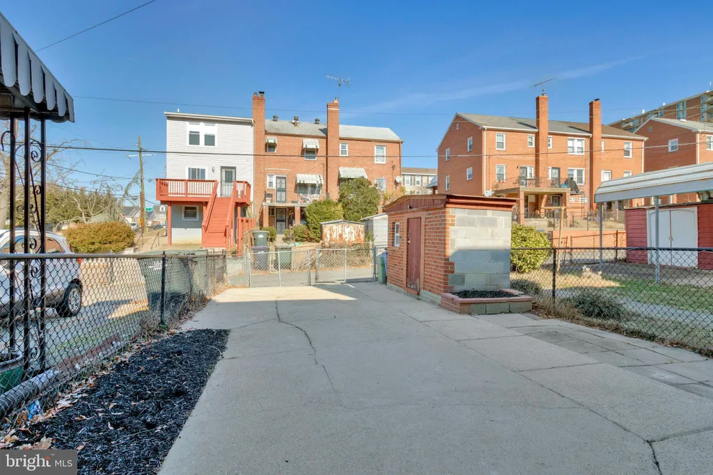 2202 U Place SE, Washington, DC 20020